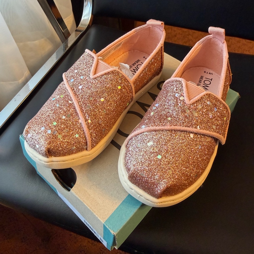 TOMS little girls rose gold, cosmic glitter Apalgartas